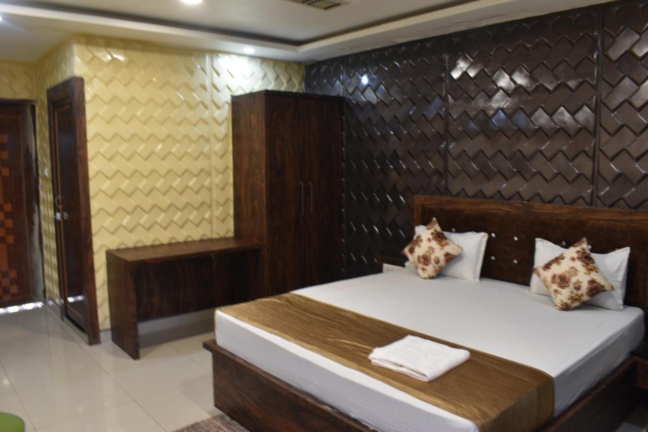 Midwaay Resort Patratu Exterior photo